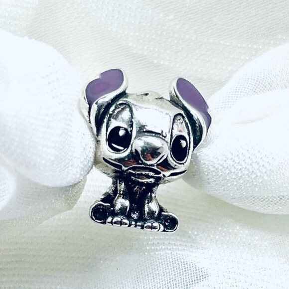 🌺 NWOT Stitch Charm – Lilo & Stitch ✨ - Picture 1 of 11
